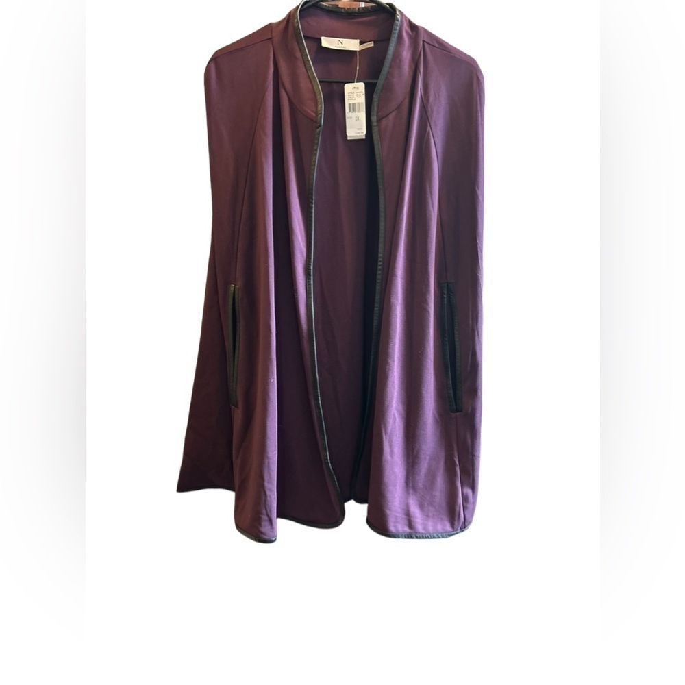 Natori coat/cape sleeveless 1X